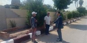 خالد
      محسب
      يتابع
      أعمال
      تجميل
      و
      تزيين
      مداخل
      مدينة
      المراغة
      بطريق
      أسيوط
      سوهاج