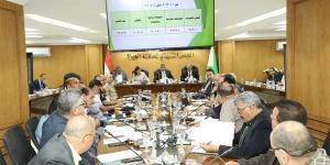 محافظ
      الجيزة
      يتابع
      الاستعدادات
      لاستقبال
      امتحانات
      نهاية
      العام
      الدراسي