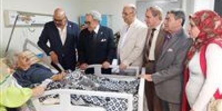 وفد
      اتحاد
      كتاب
      مصر
      يزور
      الروائى
      صنع
      الله
      إبراهيم
      بمعهد
      ناصر