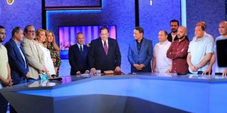 أبو العينين يبدأ برنامج أحمد موسى على الهواء.. ويوجه له رسالة مؤثرة