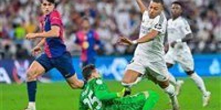 كلاسيكو
      الأرض:
      موعد
      مباراة
      برشلونة
      وريال
      مدريد
      في
      الدوري
      الإسباني
      والقنوات
      الناقلة
      والتشكيل
      المتوقع