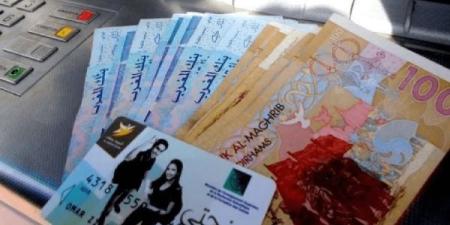 سابقة.. صرف الشطر الثالث من المنح الجامعية قبل الموعد المحدد بتعليمات من الوزير المداوي