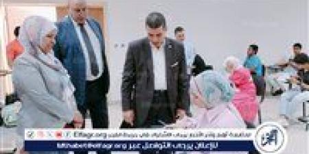 رئيس
      جامعة
      أسيوط
      التكنولوجية
      يتفقد
      إمتحانات
      الفصل
      الدراسي
      الثاني
      بالجامعة