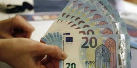 تراجع
      سعر
      اليورو
      أمام
      الجنيه
      ...