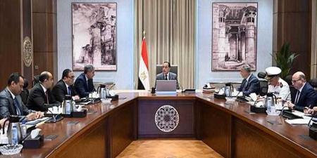 رئيس
      الوزراء
      يناقش
      سُبل
      الاستفادة
      من
      الآثار
      الغارقة
      بخليج
      أبي
      قير