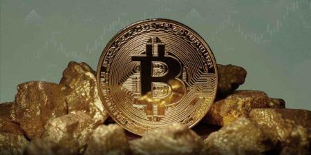 انخفاض
      عملة
      "البيتكوين"
      وسط
      جني
      الأرباح