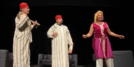 عرض مسرحية "ثلاثة من جوج" في إطار الدورة الثالثة لأيام المسرح المغربي بالرباط