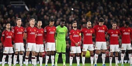 أموريم
      يعلن
      قائمة
      مانشستر
      يونايتد
   ...