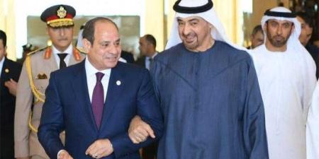 تفاصيل
      لقاء
      الرئيس
      السيسي
      والشيخ
      محمد
      بن
      زايد
      في
      الإمارات