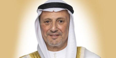 وزير
      الخارجية
      الكويتي
      يهنئ
      القيادة
      السياسية
      بحلول
      عيد
      الأضحى
      المبارك