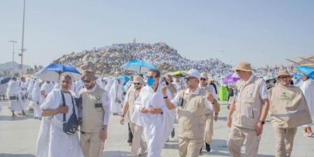 وزير
      الصحة
      يتابع
      مع
      نظيره
      السعودي
      الحالة
      الصحية
      للحجاج
      المصريين