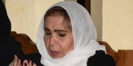 مديحة
      حمدي
      ترد
      على
      انتقادات
      حجابها
      في
      عزاء
      سميحة
      أيوب:
      "ناس
      تافهين"