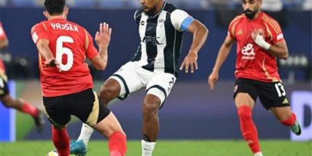 الأهلي
      وباتشوكا
      يتفقان
      على
      11
      تغييرًا
      خلال
      اللقاء
      الودي