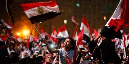 برلماني:
      ثورة
      30
      يونيو
      أنقذت
      مصر
      من
      مخطط
      الإخوان
      لتفكيك
      الوطن