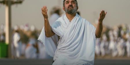 كأنك
      تراه