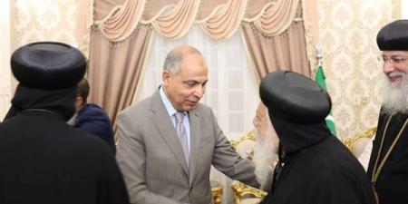 محافظ
      المنيا
      يستقبل
      ممثلى
      الكنيسة
   ...
