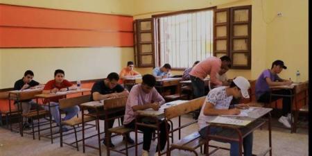 نتيجة
      الصف
      الثالث
      الإعدادي
      2025
      محافظة
      الشرقية