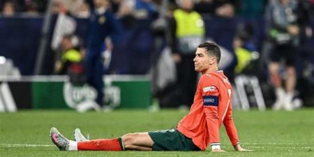 أسطورة
      لا
      تنتهي..
      رونالدو
      يكتب
      ...
