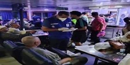 وصول
      306
      حاجًا
      و7
      حافلات
      إلى
      ميناء
      نويبع