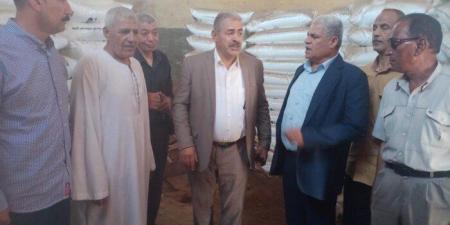 مدير
      الإصلاح
      الزراعي
      يتفقد
      مشروعات
      وجمعيات
      الهيئة
      بـ
      المنوفية