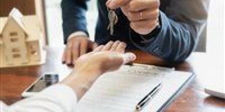 خطوات
      تسجيل
      شقتك
      في
      الشهر
      العقاري
      ورقيًَا
      وإلكترونيًا
      والمستندات
      المطلوبة