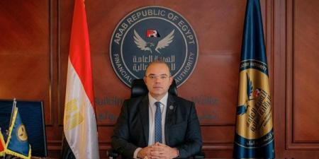 الرقابة
      المالية
      تمد
      مهلة
      الشركات
      العاملة
      بالتأمين
      عاما
      لتوفيق
      أوضاعها
