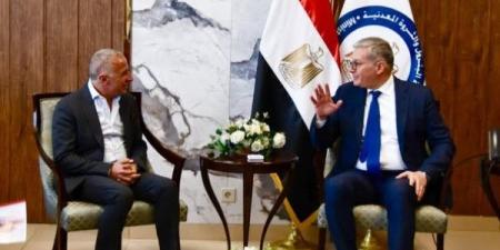 وزير البترول يبحث مع مجموعة السويدى إليكتريك تعزيز التعاون المشترك