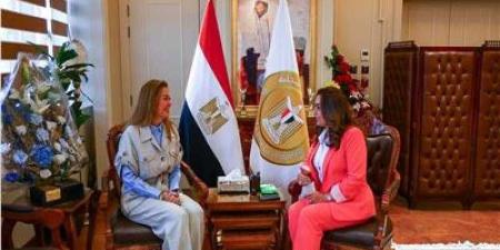 وزيرة
      التنمية
      المحلية
      تستقبل
      المدير
      التنفيذي
      للأكاديمية
      الوطنية
      للتدريب
      لبحث
      أوجه
      التعاون
      المشترك