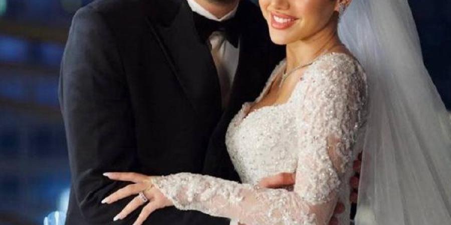 صور
      ‏فرح
      الفنانة
      رنا
      رئيس
      بعد
      تصدره
      التريند