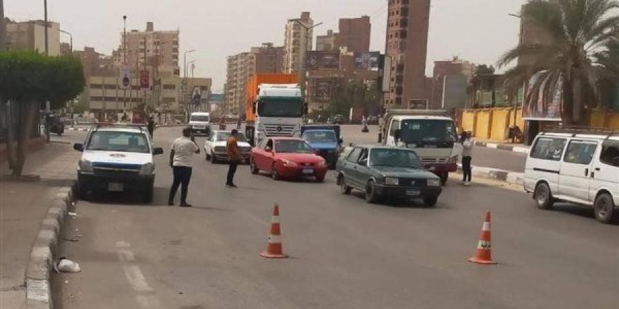 جهاز
      شؤون
      البيئة
      بالشرقية
      يفحص
      عوادم
      58
      سيارة
      ويحرر
      10
      مخالفات