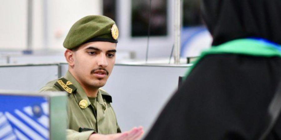 جوازات
      المدينة
      المنورة
      تستقبل
      أولى
      رحلات
      حجاج
      جيبوتي
      لموسم
      هذا
      العام
      1446هـ،