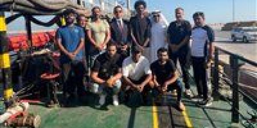 بيان
      عاجل
      من
      "الخارجية"
      بشأن
      حالة
      البحارة
      المصريين
      بالإمارات