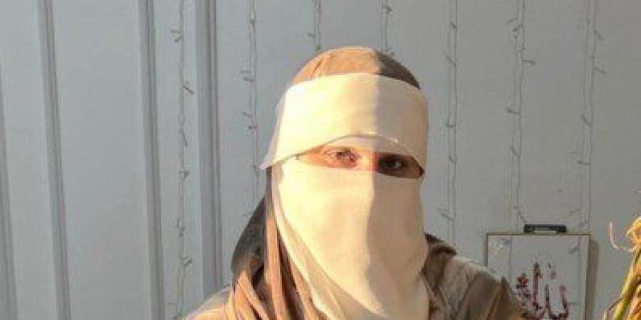 «حين
      يصمت
      الكلام»..
      هانم
      الناجي
      عبد
      الفتاح
      تطلق
      فيلمًا
      قصيرًا
      جديدًا
      برؤية
      إنسانية
      جريئة