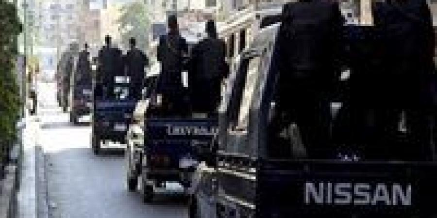 اشتباكات
عنيفة
مع
القوات..
مصرع
عنصرين
إجراميين
في
مداهمة
أمنية
بمحافظتين