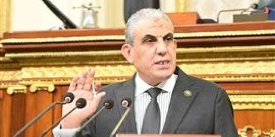 رئيس
      قوي
      عاملة
      النواب
      :
      قمة
      "السيسي
      وبوتين"
      تؤكد
      نجاح
      الدبلوماسية
      المصرية
      في
      بناء
      شراكات
      متوازنة
      مع
      القوي
      الكبرى