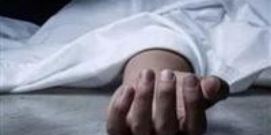 عاجل|
      جريمة
      بقيت
      طيّ
      الكتمان
      لـ8
      سنوات..
      تفاصيل
      دفن
      زوج
      داخل
      شقة
      بالإسكندرية