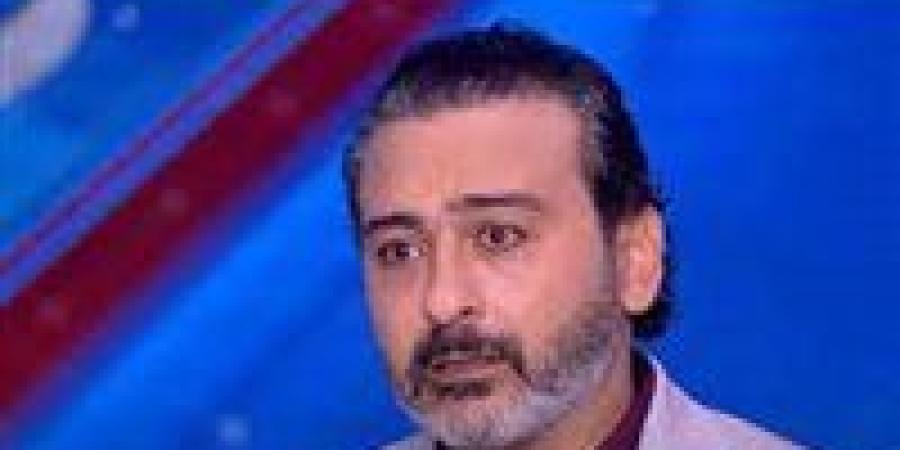 خاص|
      أحمد
      عزمي
      تتركه
      زوجته
      في
      مسلسل
      حرب
      الجبالي