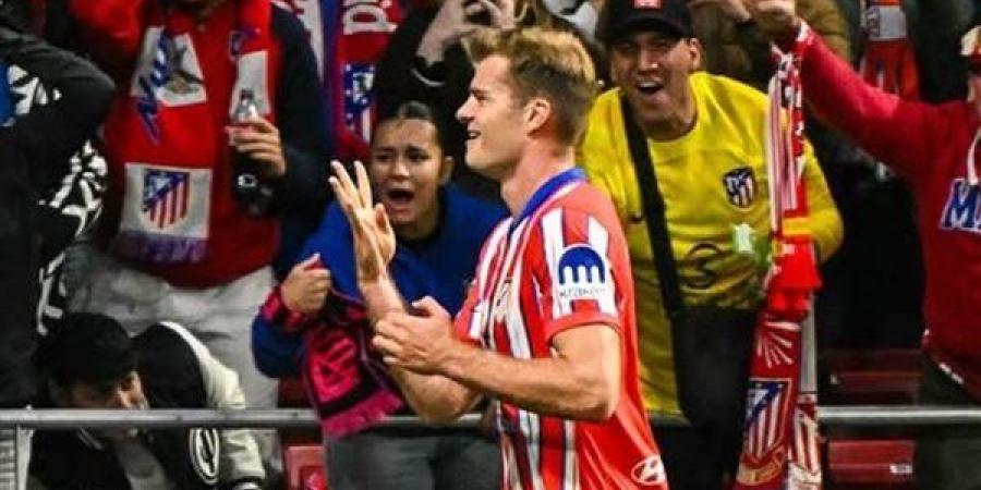 سورلوث
      يُبدع
      وأتلتيكو
      مدريد
      يكتسح
      ريال
      سوسيداد
      برباعية
      نظيفة
      في
      الليجا