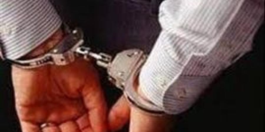القبض
      على
      صاحب
      شركة
      "بدون
      ترخيص"
      لإلحاق
      العمالة
      بالخارج