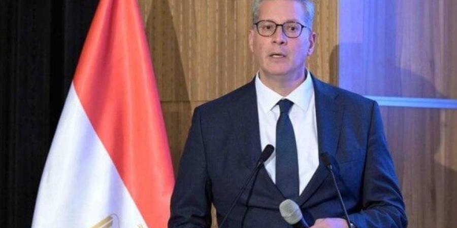 مصر
      وقطر
      تبحثان
      توقيع
      عقود
      طويلة
      الأجل
      لتوريد
      الغاز
      الطبيعي