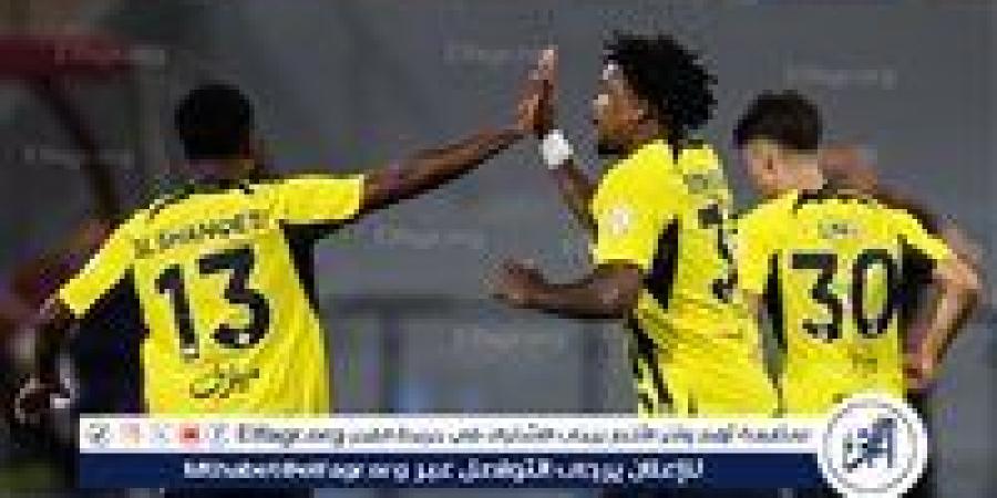 موعد
      مباراة
      الشباب
      والاتحاد
      في
      الدوري
      السعودي
      للمحترفين
      والقناة
      الناقلة