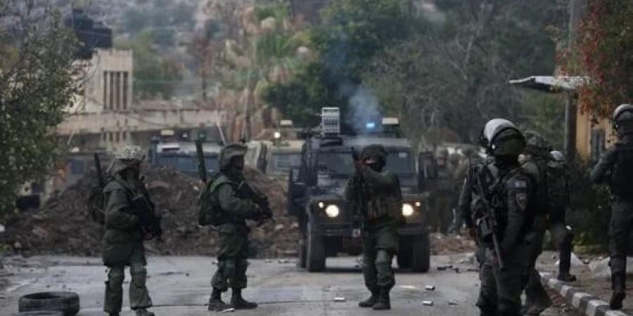 عاجل..
      استشهاد
      17
      فلسطينيا
      إثر
      قصف
      مكثف
      للاحتلال
      على
      أنحاء
      قطاع
      غزة