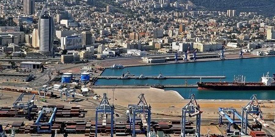 الحوثيون
      يعلنون
      فرض
      حظر
      بحري
      على
      ميناء
      حيفا
      الإسرائيلي