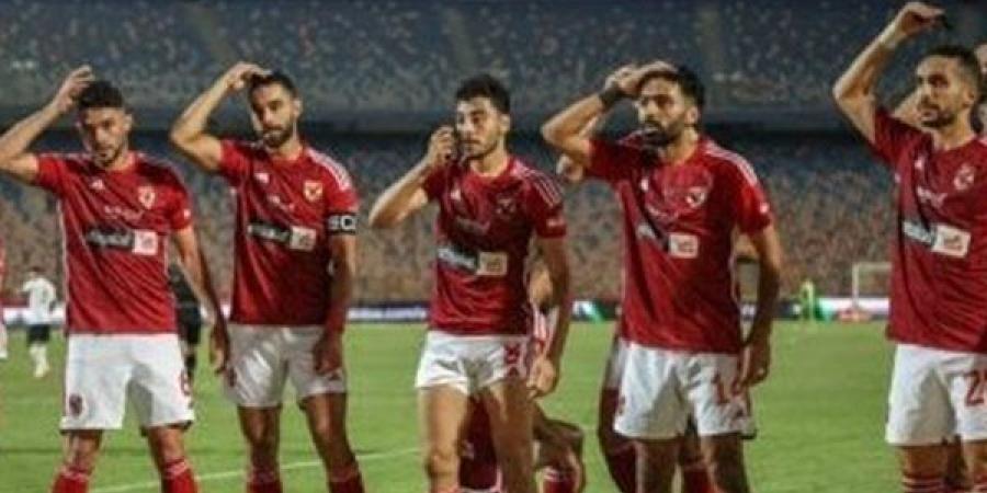عاجل..
      مبوكازي
      على
      طاولة
      الأهلي..
      ...