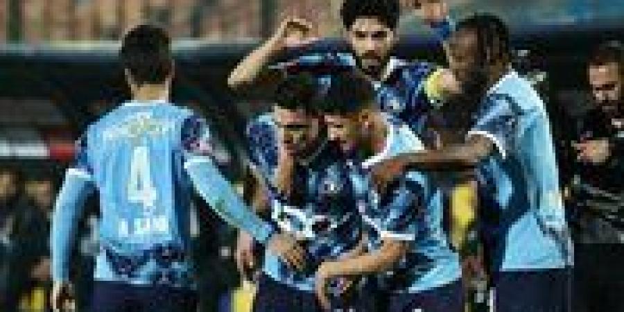 موعد
      مباراة
      بيراميدز
      وصن
      داونز
      ...