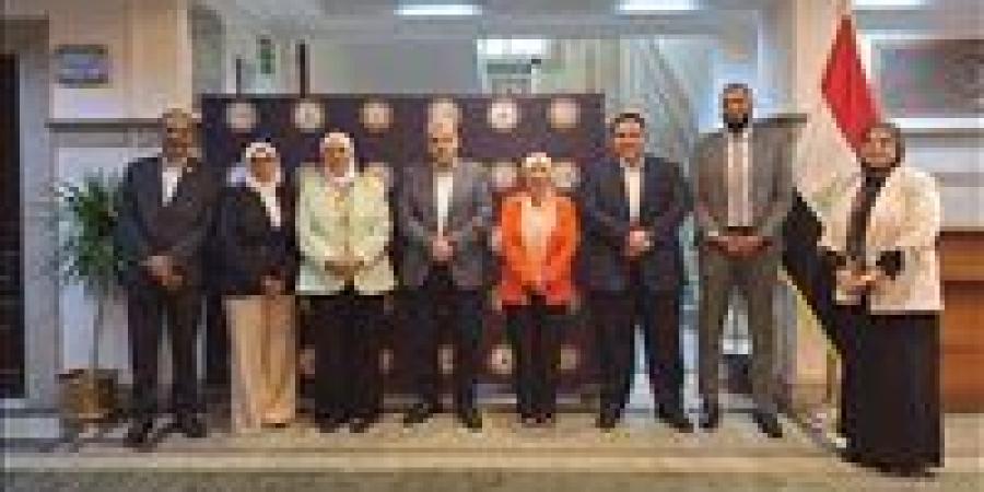 جامعة
      حلوان
      تشارك
      لأول
      مرة
      في
      ...