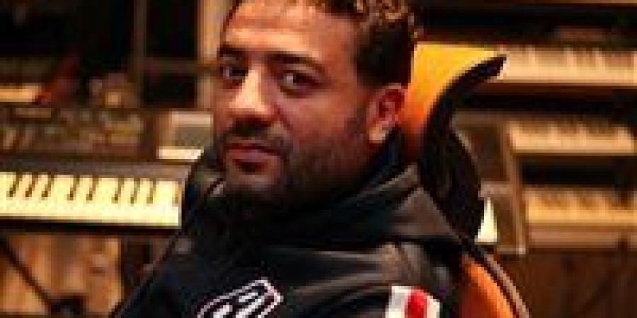 وفاة
      الملحن
      الشاب
      محمد
      كرارة
      في
      أول
      أيام
      عيد
      الأضحى
      2025