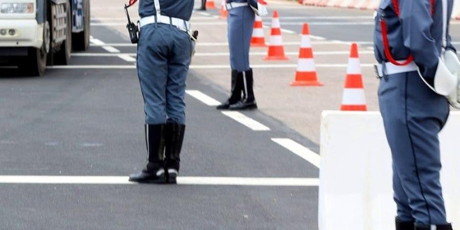 الدرك
      يحجز
      بضاعة
      فاسدة
      بخريبكة
