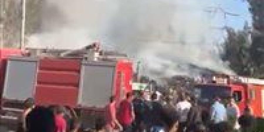 السيطرة
      على
      حريق
      محدود
      داخل
      مطبخ
      كنيسة
      العذراء
      بإسنا
      دون
      إصابات