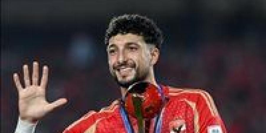 غياب
      وسام
      أبو
      علي
      من
      مباراة
      الأهلي
      أمام
      باتشوكا
      الودية
      قبل
      إنطلاق
      كأس
      العالم
      للأندية